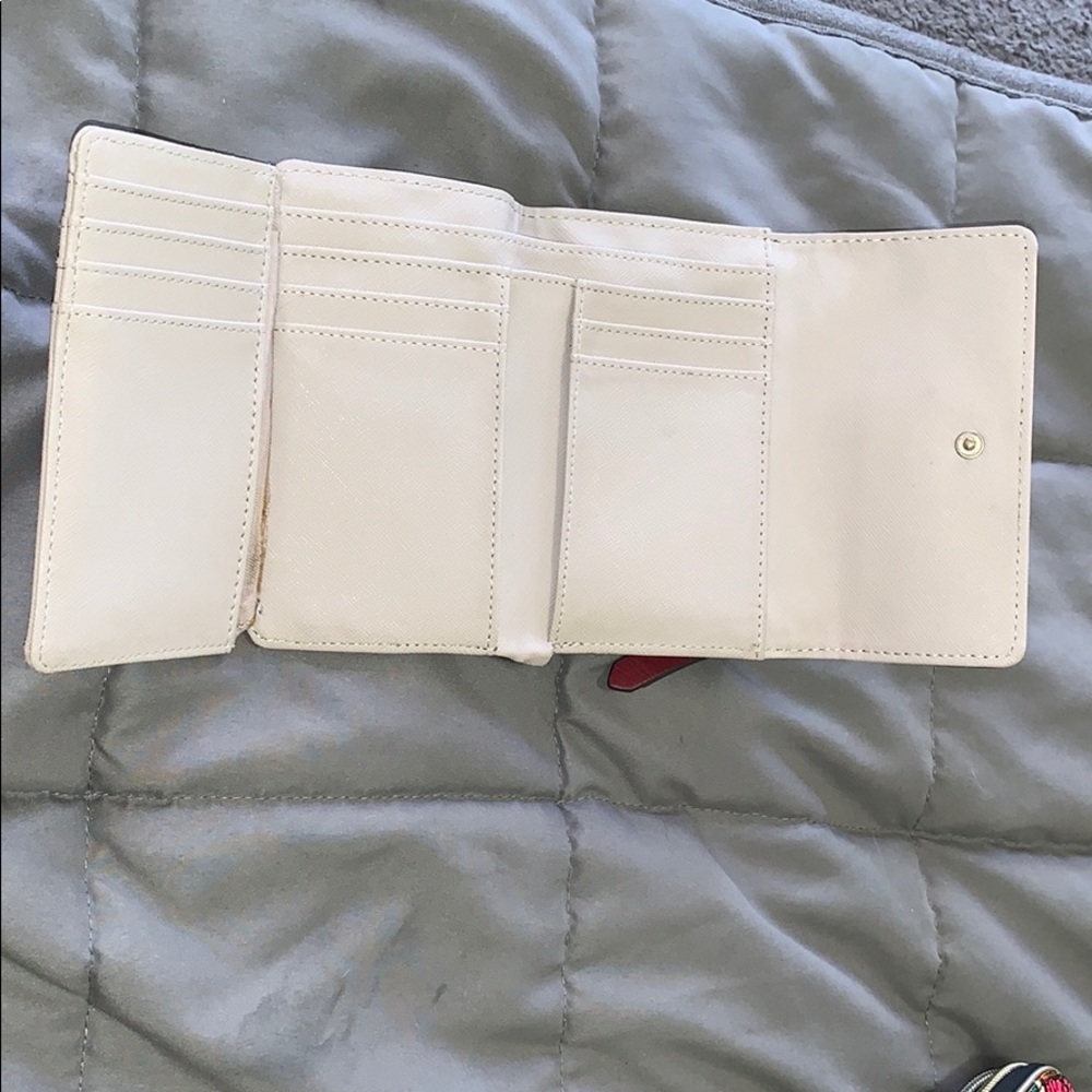 Fossil Dawson Multifunction Wallet In Wine - image 4